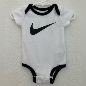 Nike | size: 0-6M | Onesie